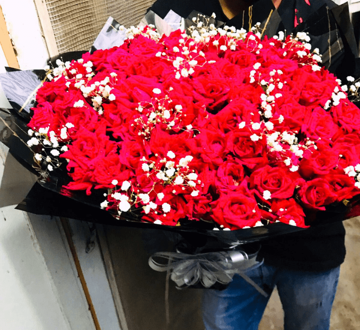 100 Red Fresh Flowers Bouquet – Only For Karachi - Image 3