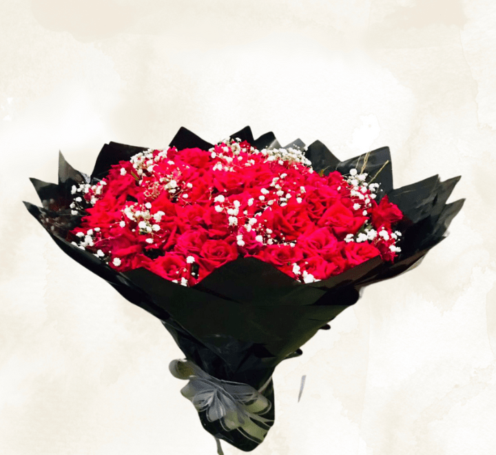 100 Red Fresh Flowers Bouquet – Only For Karachi